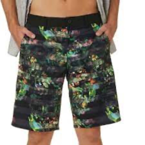 Vans Beflor Vanphibian Men's Printed Shorts - Picture 1 of 8